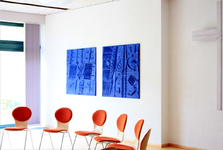 ««Zwei blaue Tafeln»»